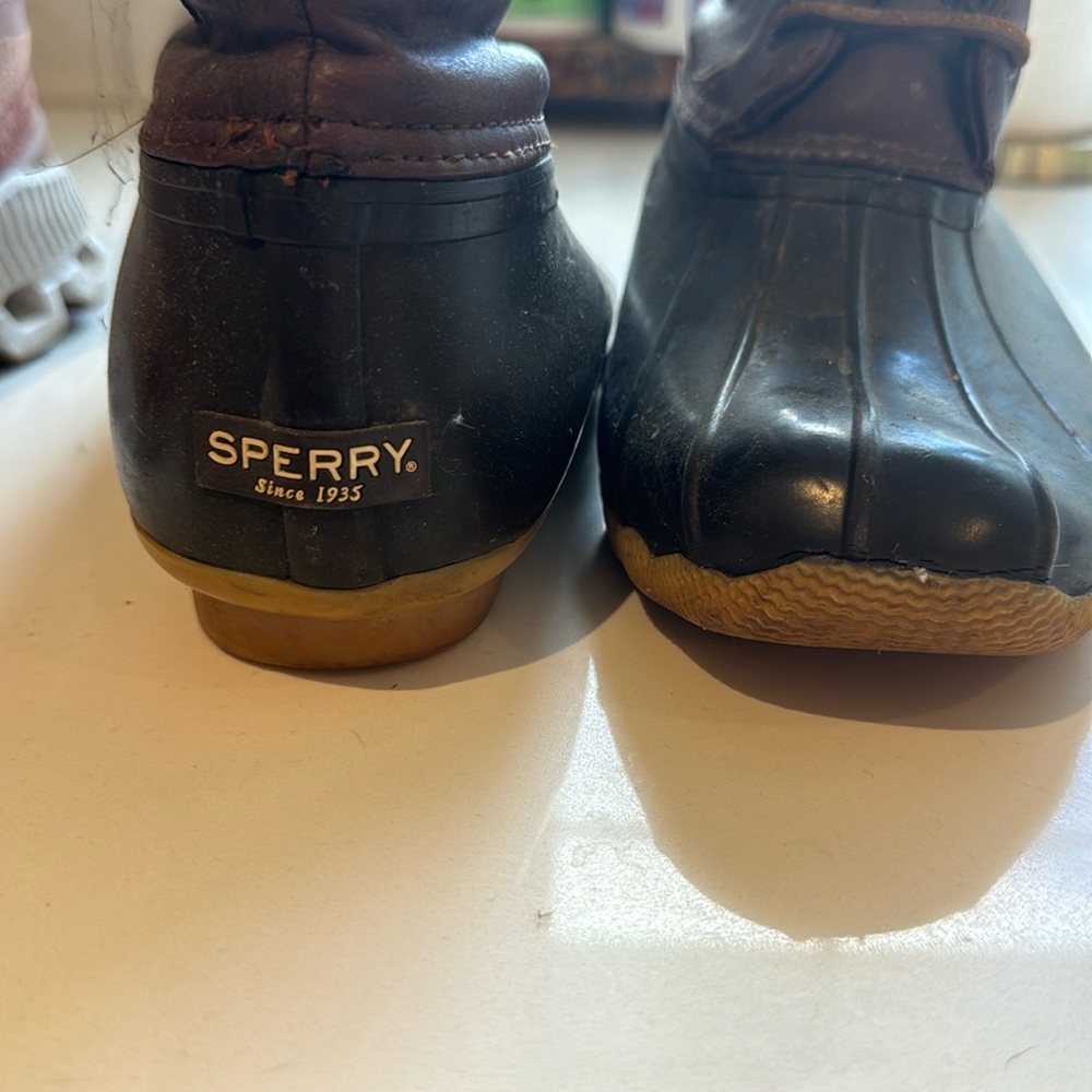 Sperry duck boots